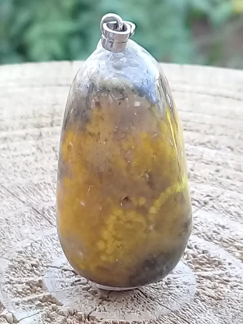 Chargez l&#39;image dans la visionneuse de la galerie, Jaspe Bourdon ou Jaspe Bumble-Bee pendentif Grade A+++ Rare Fourni avec cordon Jaspe Bourdon ou Jaspe Bumble-Bee pendentif
