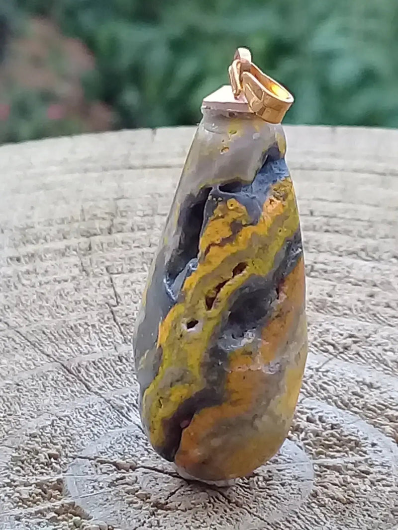 Chargez l&#39;image dans la visionneuse de la galerie, Jaspe Bourdon ou Jaspe Bumble-Bee pendentif Grade A+++ Rare Fourni avec cordon Jaspe Bourdon ou Jaspe Bumble-Bee pendentif
