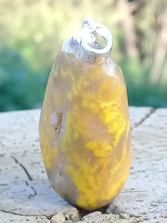 Jaspe Bourdon ou Jaspe Bumble-Bee pendentif Grade A+++ Rare Fourni avec cordon Jaspe Bourdon ou Jaspe Bumble-Bee pendentif