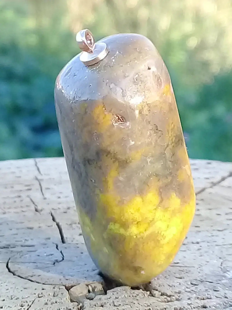 Chargez l&#39;image dans la visionneuse de la galerie, Jaspe Bourdon ou Jaspe Bumble-Bee pendentif Grade A+++ Rare Fourni avec cordon Jaspe Bourdon ou Jaspe Bumble-Bee pendentif
