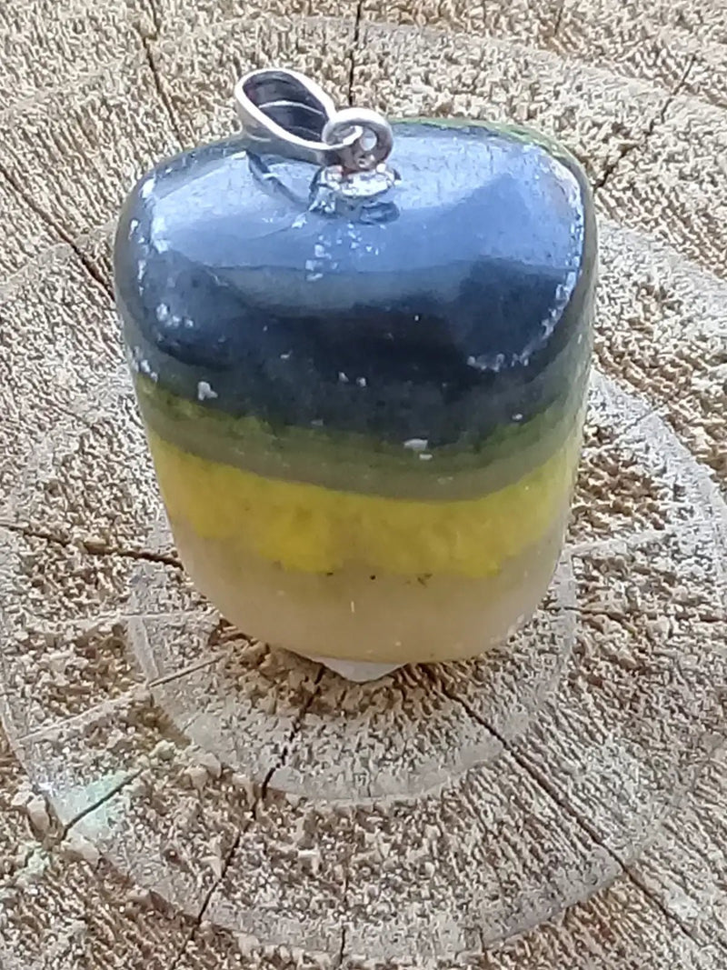 Chargez l&#39;image dans la visionneuse de la galerie, Jaspe Bourdon ou Jaspe Bumble-Bee pendentif Grade A+++ Rare Fourni avec cordon Jaspe Bourdon ou Jaspe Bumble-Bee pendentif
