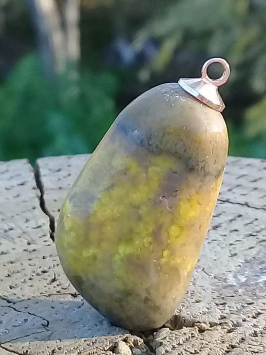 Jaspe Bourdon ou Jaspe Bumble-Bee pendentif Grade A+++ Rare Fourni avec cordon Jaspe Bourdon ou Jaspe Bumble-Bee pendentif