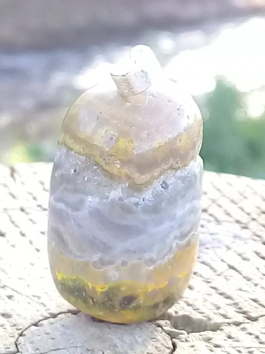 Jaspe Bourdon ou Jaspe Bumble-Bee pendentif Grade A+++ Rare Fourni avec cordon Jaspe Bourdon ou Jaspe Bumble-Bee pendentif