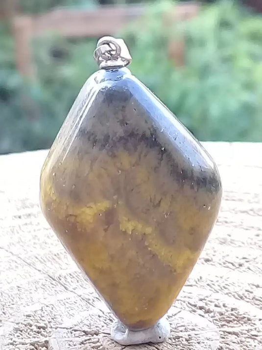 Jaspe Bourdon ou Jaspe Bumble-Bee pendentif Grade A+++ Rare Fourni avec cordon Jaspe Bourdon ou Jaspe Bumble-Bee pendentif