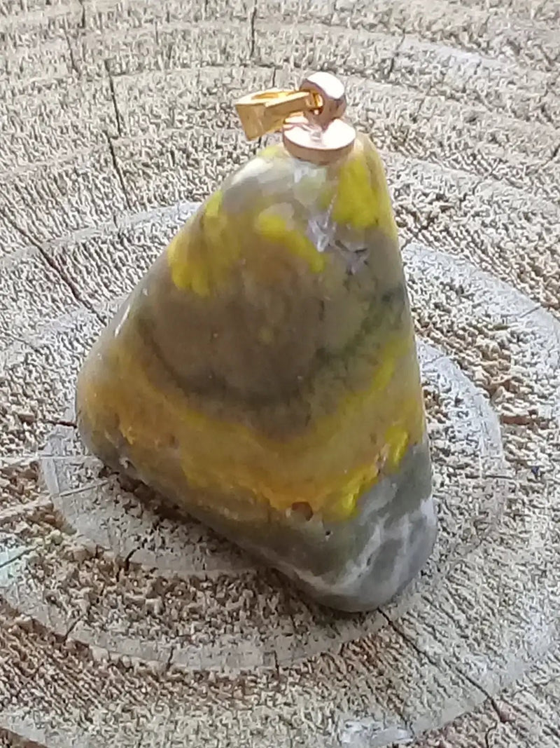 Chargez l&#39;image dans la visionneuse de la galerie, Jaspe Bourdon ou Jaspe Bumble-Bee pendentif Grade A+++ Rare Fourni avec cordon Jaspe Bourdon ou Jaspe Bumble-Bee pendentif

