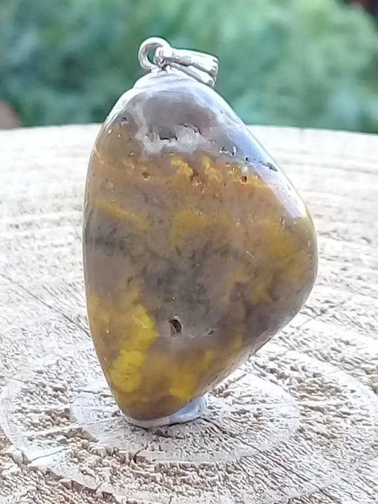 Jaspe Bourdon ou Jaspe Bumble-Bee pendentif Grade A+++ Rare Fourni avec cordon Jaspe Bourdon ou Jaspe Bumble-Bee pendentif