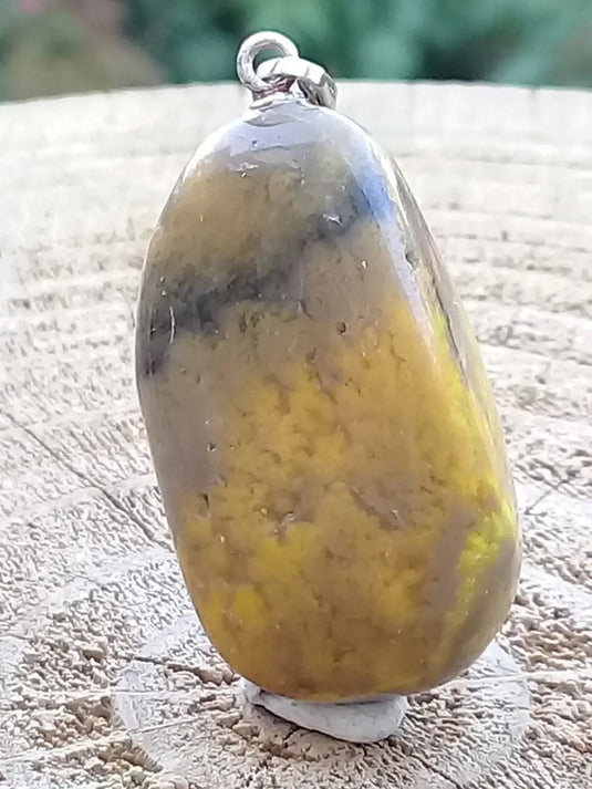 Jaspe Bourdon ou Jaspe Bumble-Bee pendentif Grade A+++ Rare Fourni avec cordon Jaspe Bourdon ou Jaspe Bumble-Bee pendentif