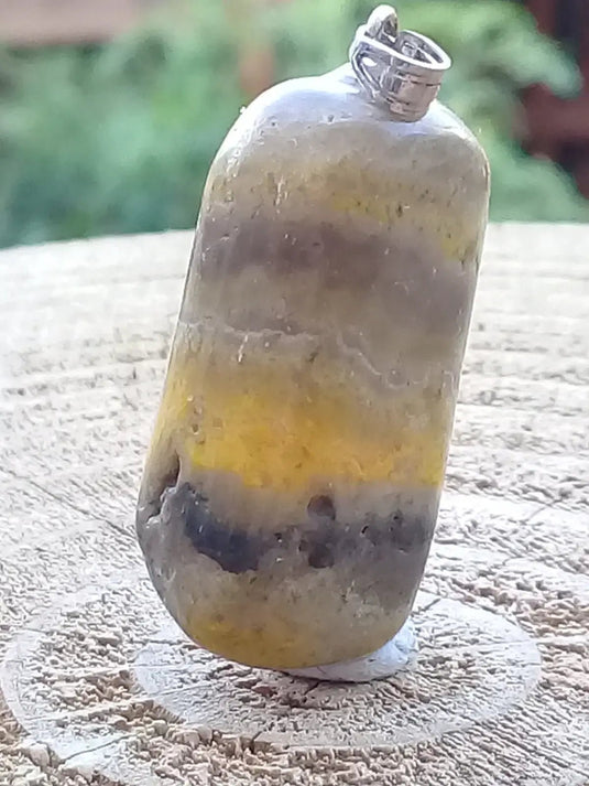 Jaspe Bourdon ou Jaspe Bumble-Bee pendentif Grade A+++ Rare Fourni avec cordon Jaspe Bourdon ou Jaspe Bumble-Bee pendentif