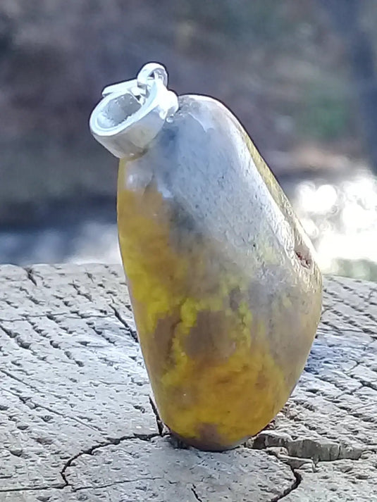 Jaspe Bourdon ou Jaspe Bumble-Bee pendentif Grade A+++ Rare Fourni avec cordon Jaspe Bourdon ou Jaspe Bumble-Bee pendentif