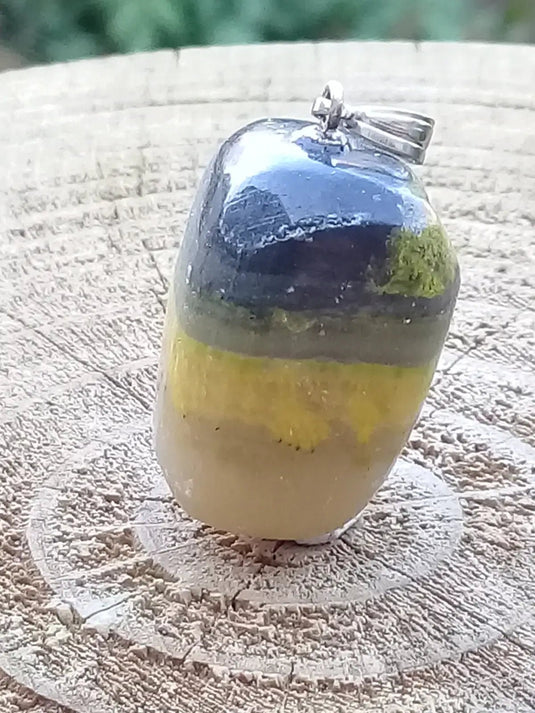 Jaspe Bourdon ou Jaspe Bumble-Bee pendentif Grade A+++ Rare Fourni avec cordon Jaspe Bourdon ou Jaspe Bumble-Bee pendentif