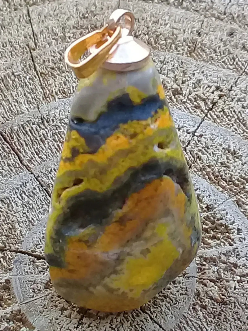 Chargez l&#39;image dans la visionneuse de la galerie, Jaspe Bourdon ou Jaspe Bumble-Bee pendentif Grade A+++ Rare Fourni avec cordon Jaspe Bourdon ou Jaspe Bumble-Bee pendentif
