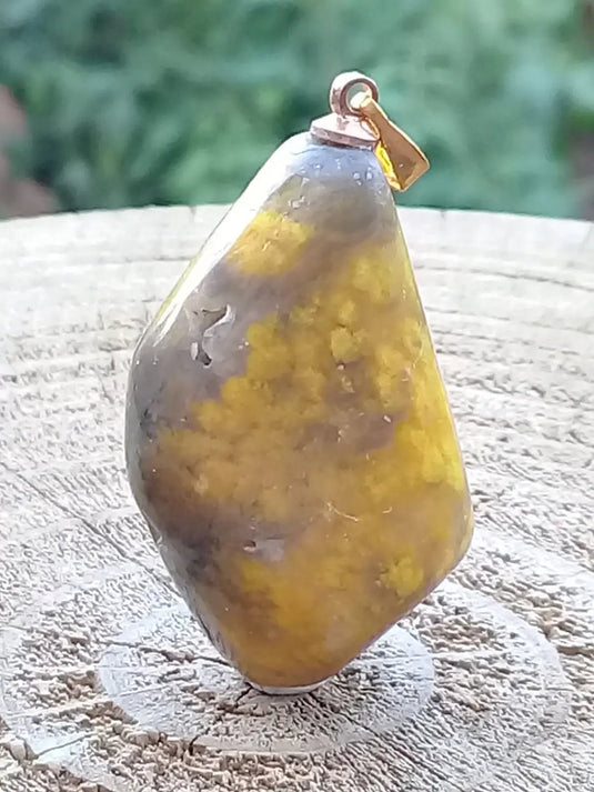 Jaspe Bourdon ou Jaspe Bumble-Bee pendentif Grade A+++ Rare Fourni avec cordon Jaspe Bourdon ou Jaspe Bumble-Bee pendentif