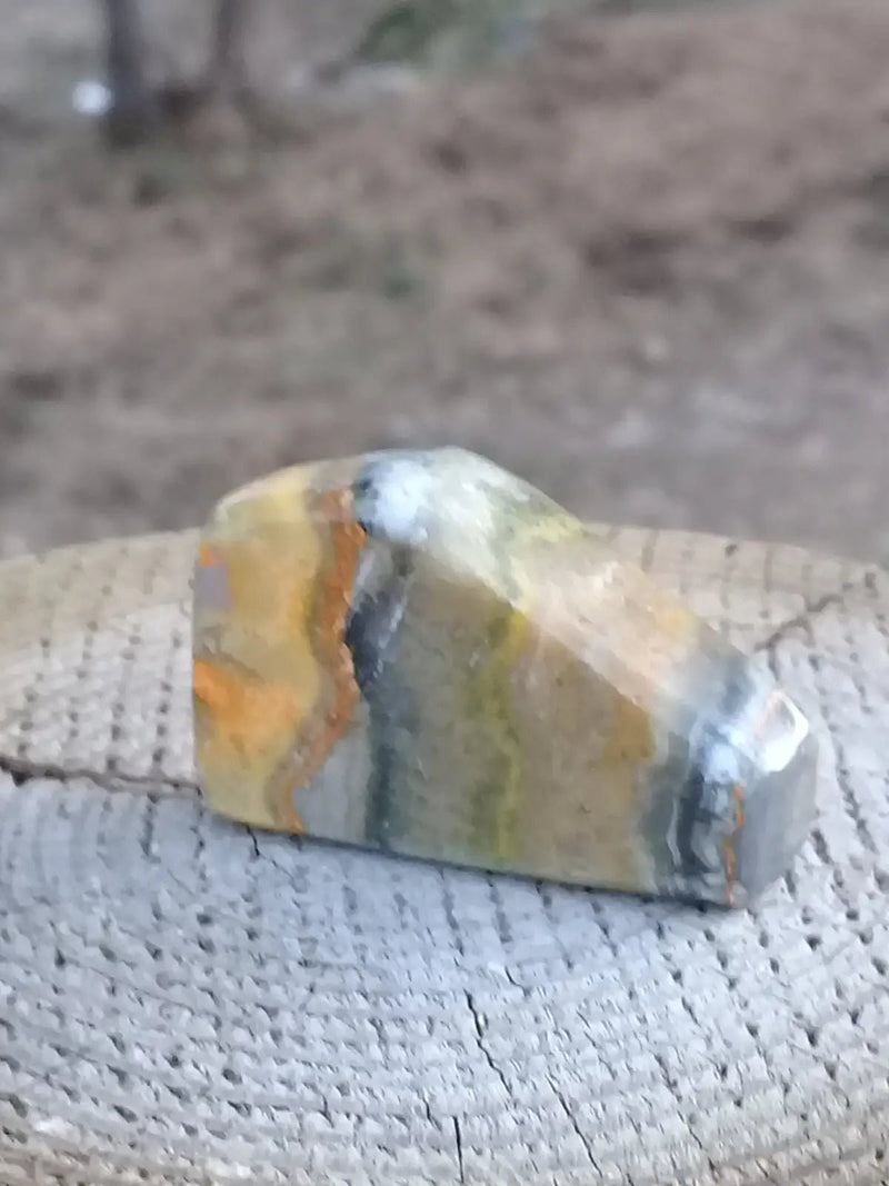 Chargez l&#39;image dans la visionneuse de la galerie, Jaspe Bourdon ou Jaspe Bumble-Bee pierre roulée Grade A++++ Rare Jaspe Bourdon / Jaspe Bumble-Bee
