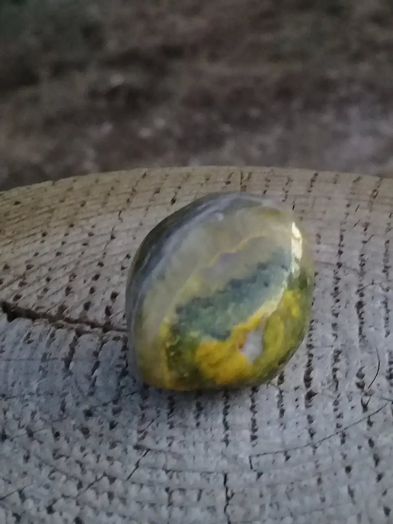 Chargez l&#39;image dans la visionneuse de la galerie, Jaspe Bourdon ou Jaspe Bumble-Bee pierre roulée Grade A +++ Rare Jaspe Bourdon / Jaspe Bumble-Bee
