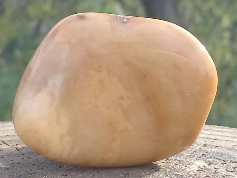 Load image into Gallery viewer, Jaspe Jaune pierre roulée Grade A ++++ Pierre roulée Jaspe jaune
