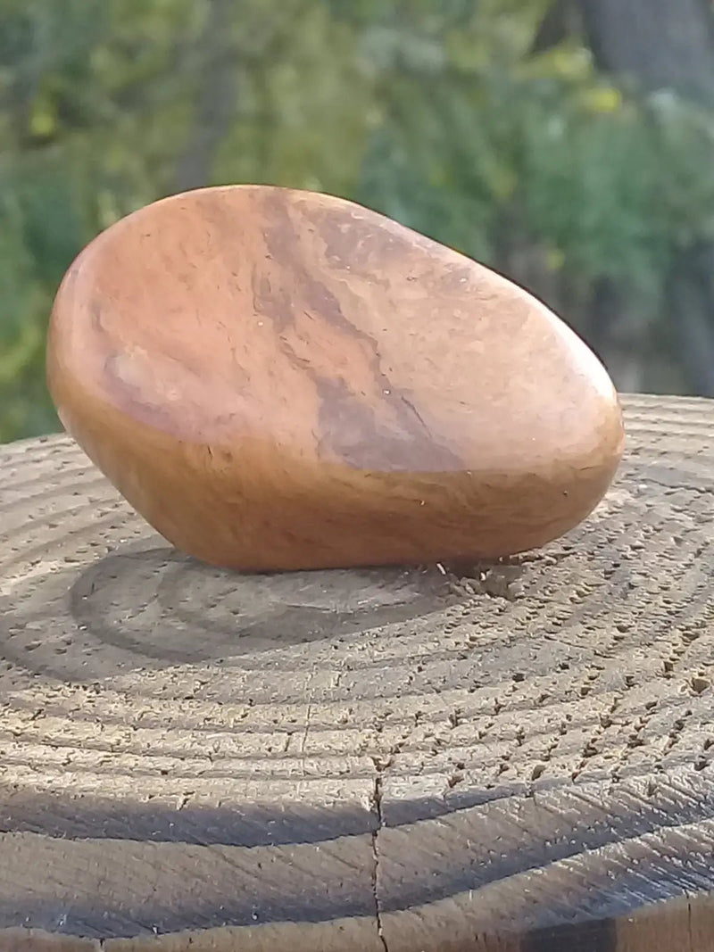 Chargez l&#39;image dans la visionneuse de la galerie, Jaspe Jaune pierre roulée Grade A ++++
