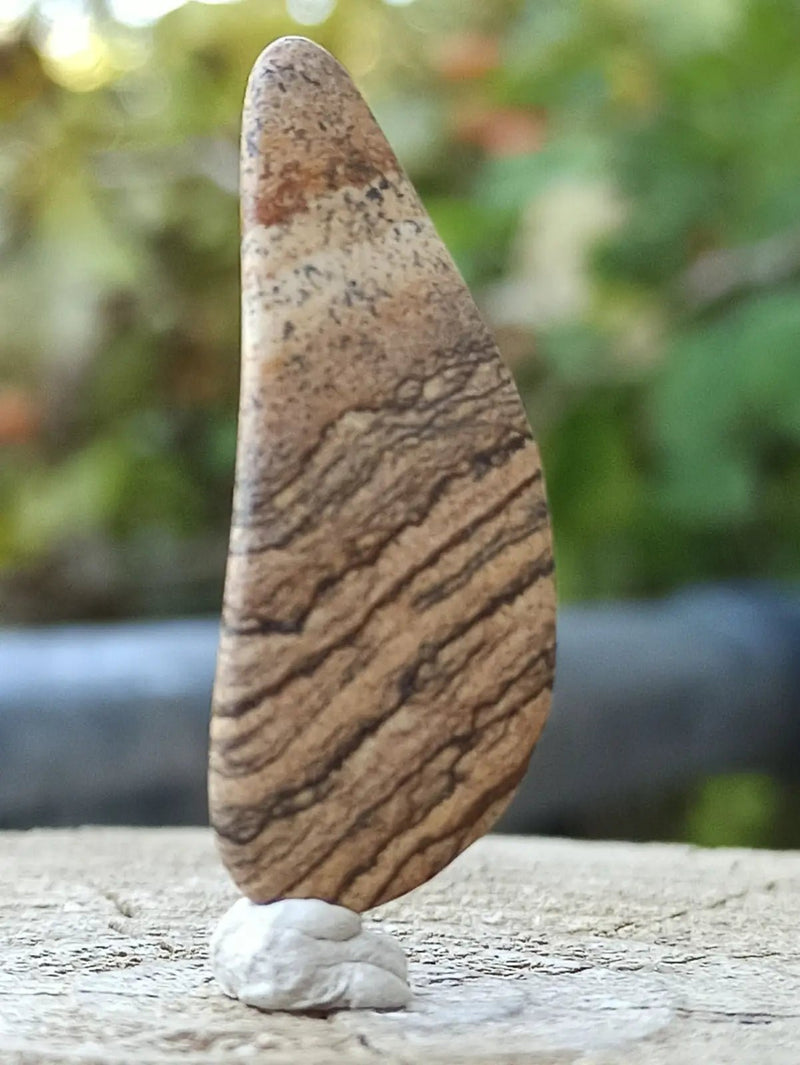 Chargez l&#39;image dans la visionneuse de la galerie, Jaspe paysage d’Uruguay pierre roulée Grade A++++ Jaspe paysage pierre roulée
