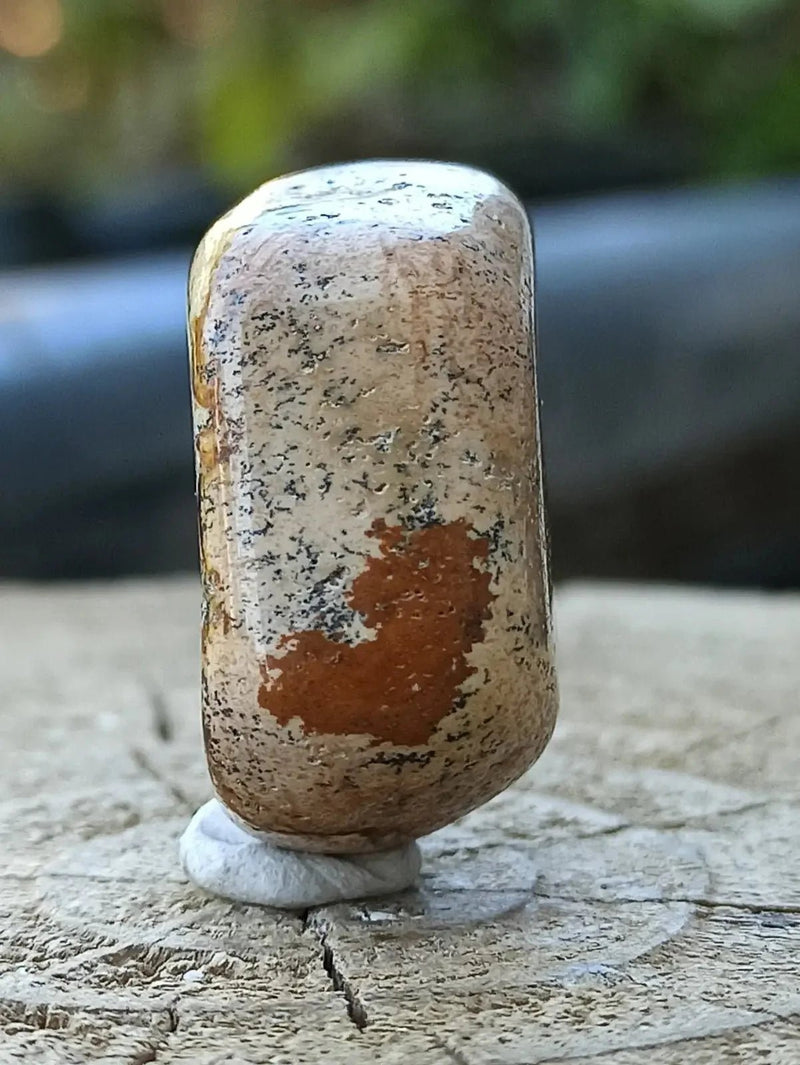 Load image into Gallery viewer, Jaspe paysage d’Uruguay pierre roulée Grade A++++ Jaspe paysage pierre roulée
