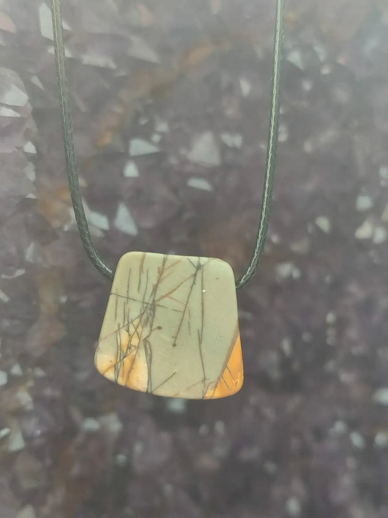 Load image into Gallery viewer, Jaspe Picasso du Mexique - Cabochon Pendentif - Grade Premium Jaspe Picasso pendentif
