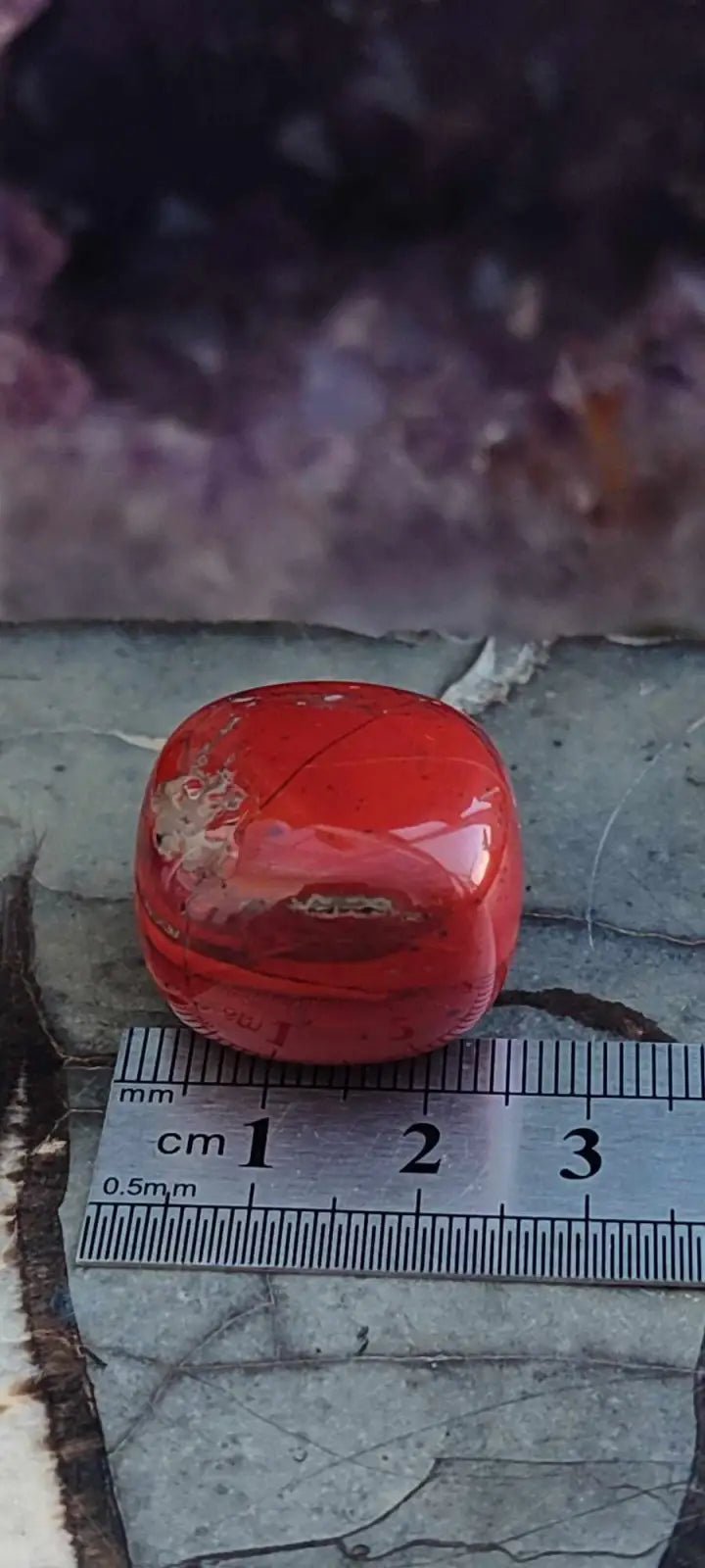 Load image into Gallery viewer, Jaspe rouge du Brésil pendentif Grade A++++ (fourni avec cordon) Jaspe rouge du Brésil pierre roulée
