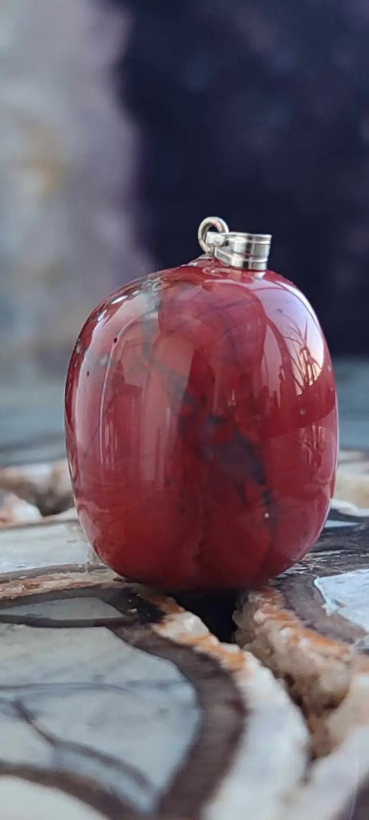 Jaspe rouge du Brésil pendentif Grade A++++ (fourni avec cordon) Jaspe rouge du Brésil pierre roulée
