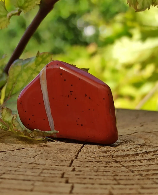 Jaspe rouge du Brésil pierre roulée Grade A++++ Jaspe rouge du Brésil pierre roulée