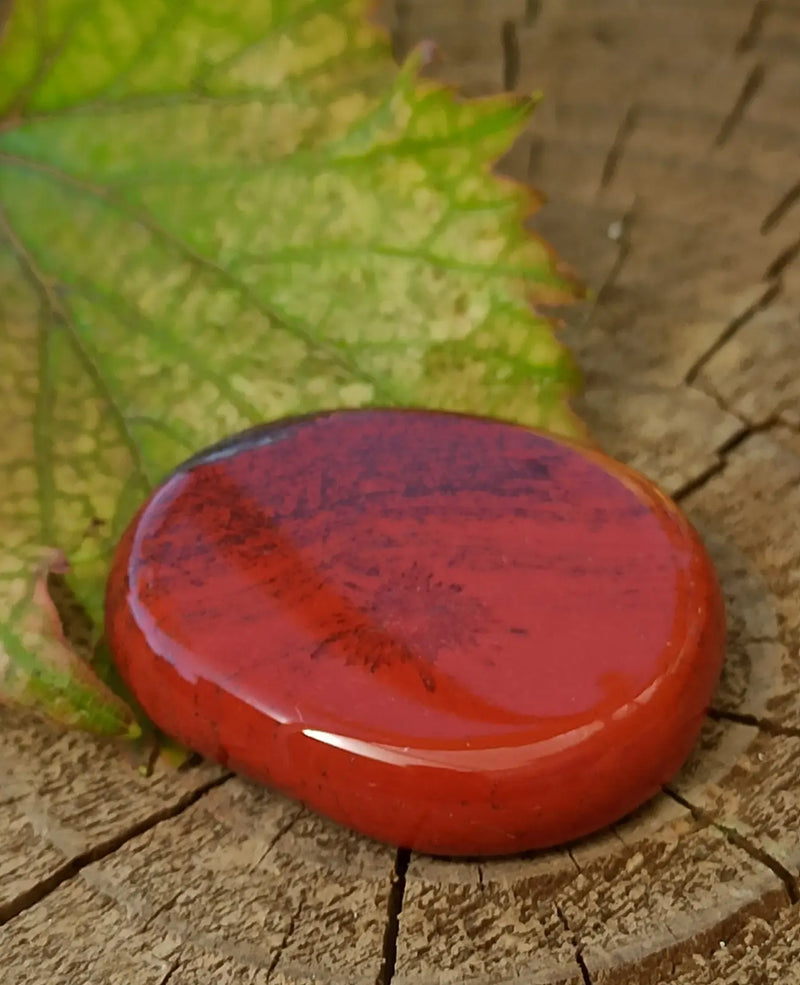 Load image into Gallery viewer, Jaspe rouge du Brésil pierre roulée Grade A++++ Jaspe rouge du Brésil pierre roulée
