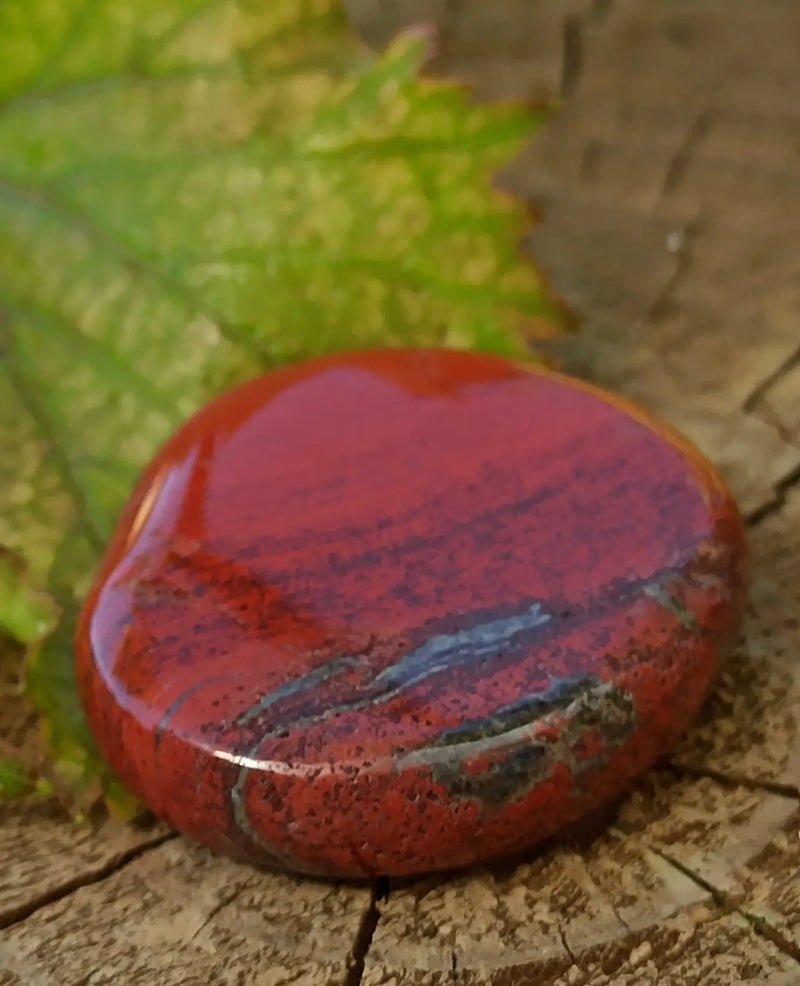 Load image into Gallery viewer, Jaspe rouge du Brésil pierre roulée Grade A++++ Jaspe rouge du Brésil pierre roulée
