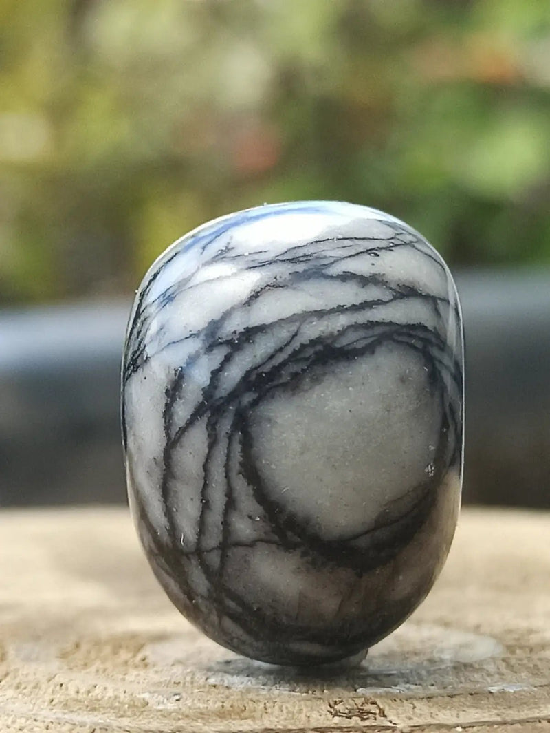 Load image into Gallery viewer, Jaspe toile d’araignée d’Autriche pierre roulée Grade A++++ Jaspe toile d’araignée
