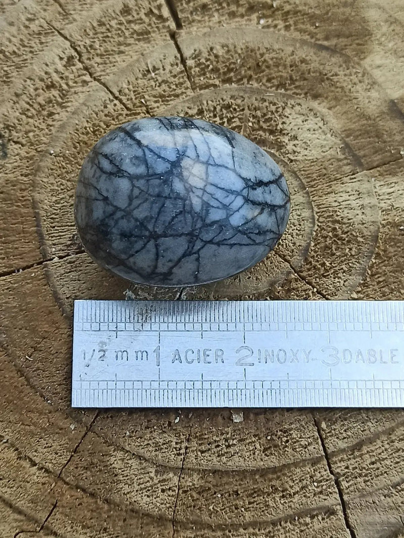 Load image into Gallery viewer, Jaspe toile d’araignée d’Autriche pierre roulée Grade A++++ Jaspe toile d’araignée
