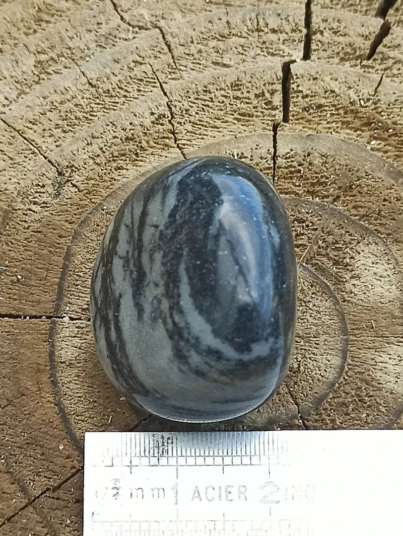 Load image into Gallery viewer, Jaspe toile d’araignée d’Autriche pierre roulée Grade A++++ Jaspe toile d’araignée
