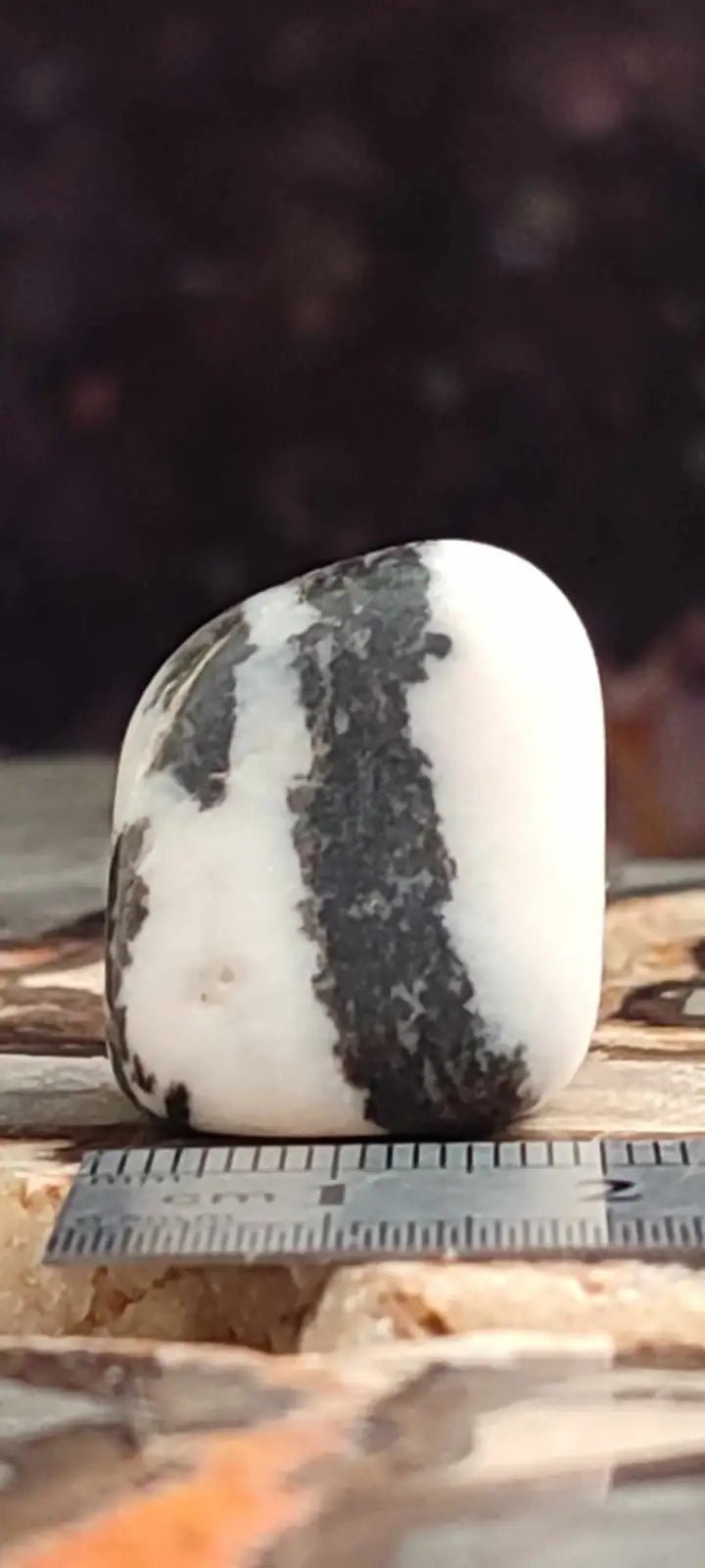 Load image into Gallery viewer, Jaspe zébré du Brésil pierre roulée Grade A++++ Jaspe Zèbre pierre roulée
