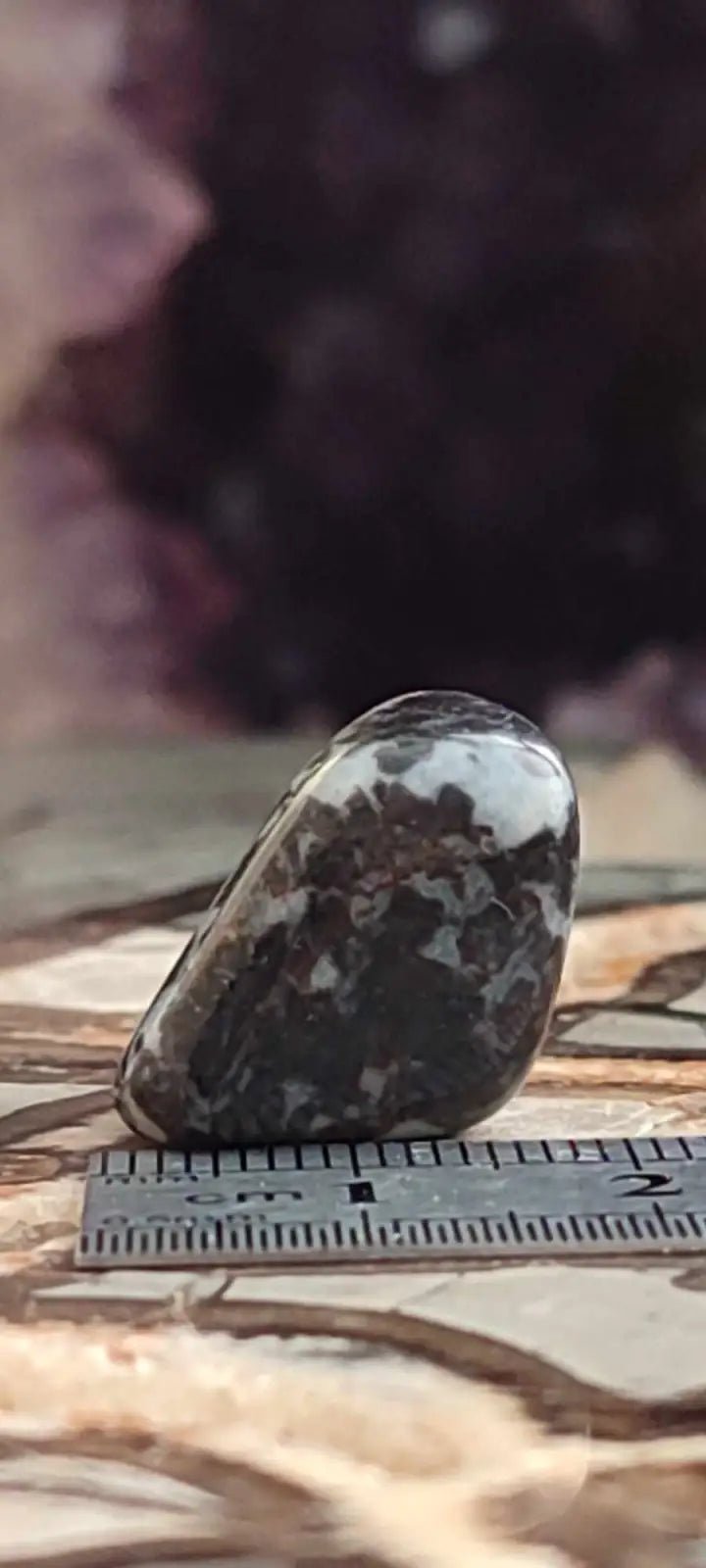 Load image into Gallery viewer, Jaspe Zébré du Brésil pierre roulée Grade A++++ Jaspe Zèbre pierre roulée
