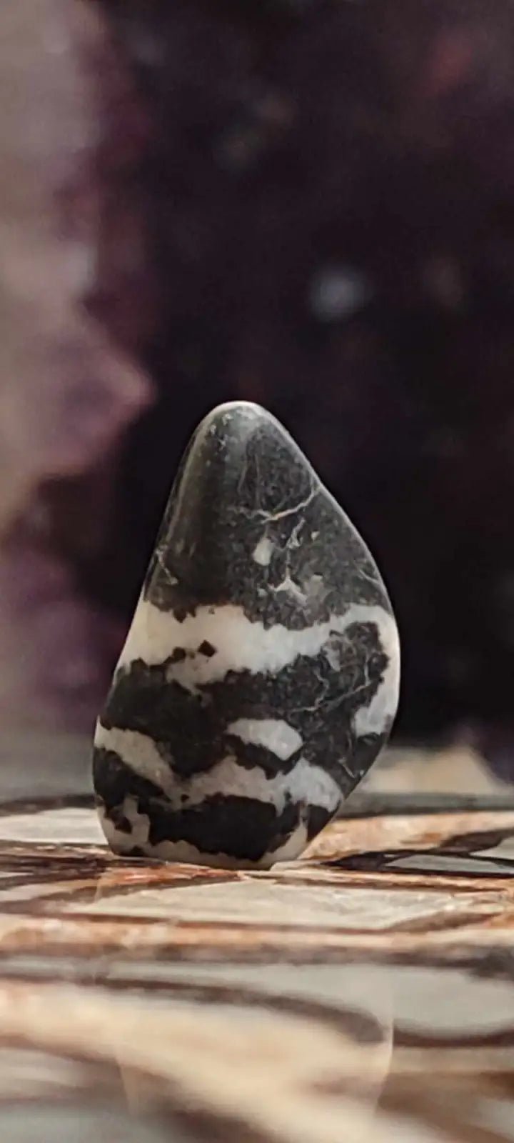 Load image into Gallery viewer, Jaspe zébré du Brésil pierre roulée Grade A++++ Jaspe Zèbre pierre roulée
