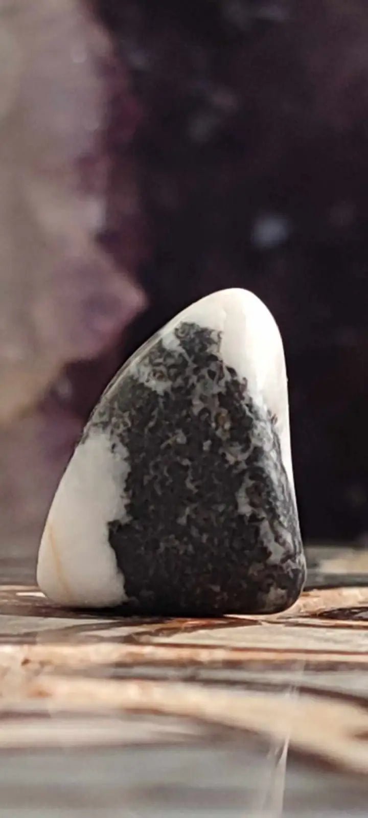 Load image into Gallery viewer, Jaspe zébré du Brésil pierre roulée Grade A++++ Jaspe Zèbre pierre roulée
