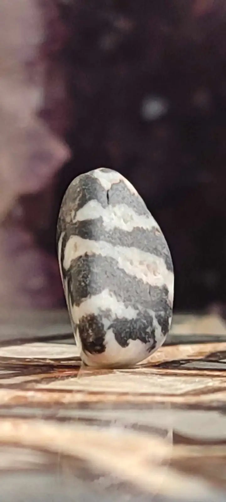 Load image into Gallery viewer, Jaspe zébré du Brésil pierre roulée Grade A++++ Jaspe Zèbre pierre roulée
