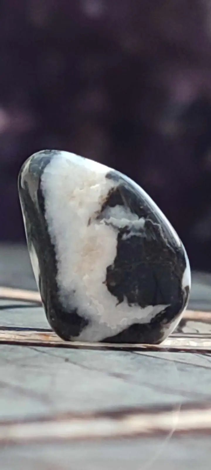 Load image into Gallery viewer, Jaspe zébré du Brésil pierre roulée Grade A++++ Jaspe Zèbre pierre roulée
