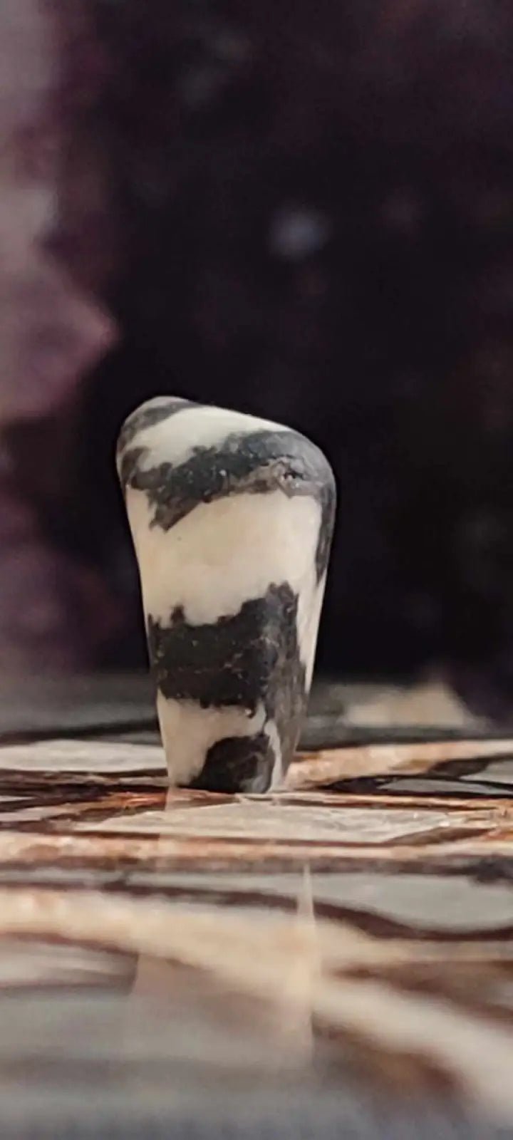 Load image into Gallery viewer, Jaspe zébré du Brésil pierre roulée Grade A++++ Jaspe Zèbre pierre roulée
