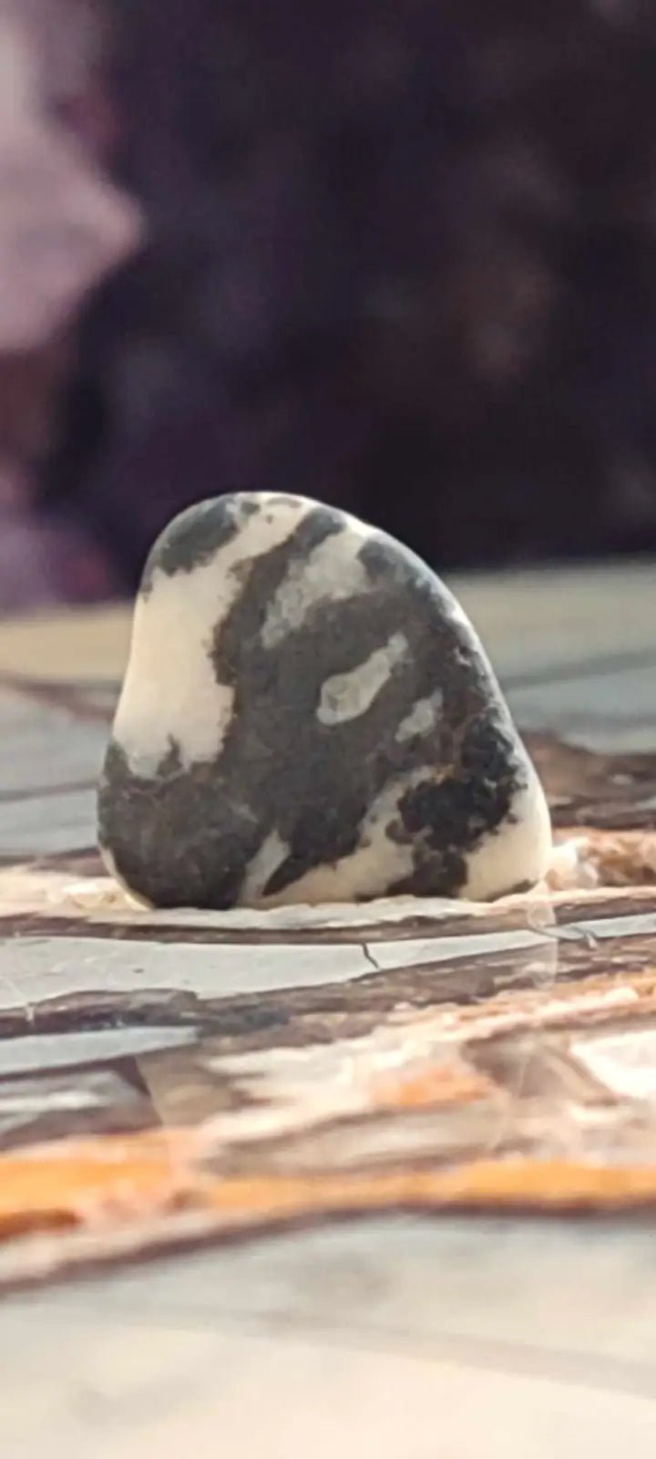 Load image into Gallery viewer, Jaspe zébré du Brésil pierre roulée Grade A++++ Jaspe Zèbre pierre roulée
