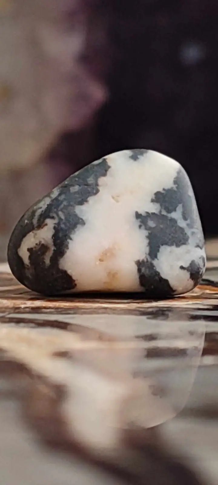 Load image into Gallery viewer, Jaspe zébré du Brésil pierre roulée Grade A++++ Jaspe Zèbre pierre roulée
