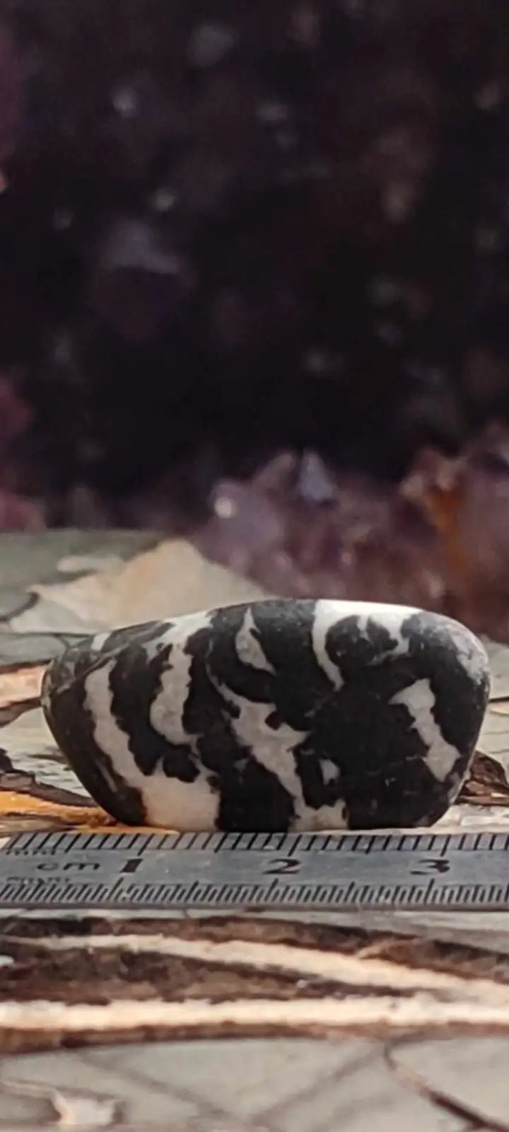 Chargez l'image dans la visionneuse de la galerie, Jaspe zébré du Brésil pierre roulée Grade A++++ Jaspe Zèbre pierre roulée
