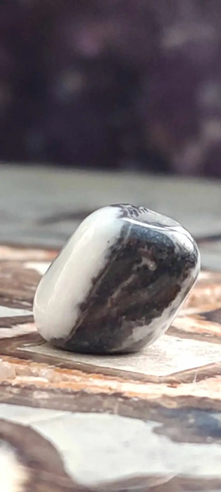 Load image into Gallery viewer, Jaspe zébré du Brésil pierre roulée Grade A++++ Jaspe Zèbre pierre roulée
