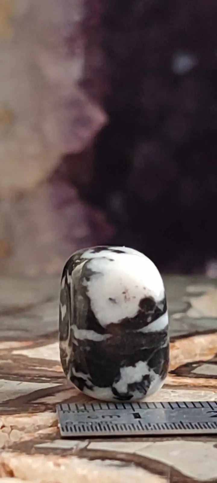 Chargez l'image dans la visionneuse de la galerie, Jaspe zébré du Brésil pierre roulée Grade A++++ Jaspe Zèbre pierre roulée
