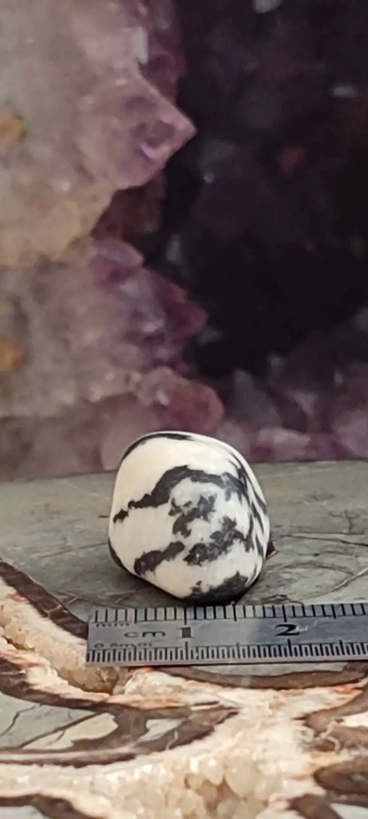 Load image into Gallery viewer, Jaspe zébré du Brésil pierre roulée Grade A++++ Jaspe Zèbre pierre roulée
