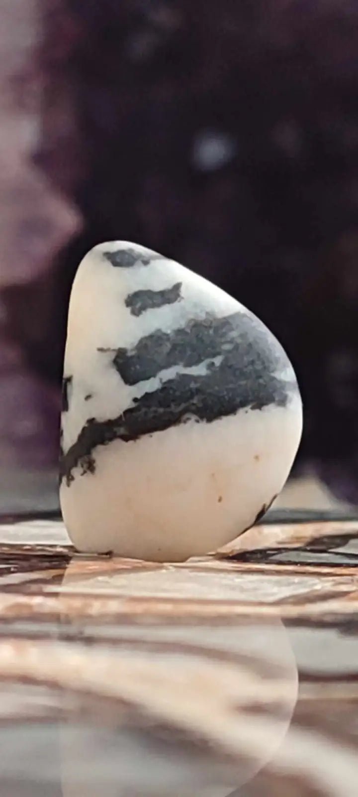 Chargez l'image dans la visionneuse de la galerie, Jaspe zébré du Brésil pierre roulée Grade A++++ Jaspe Zèbre pierre roulée
