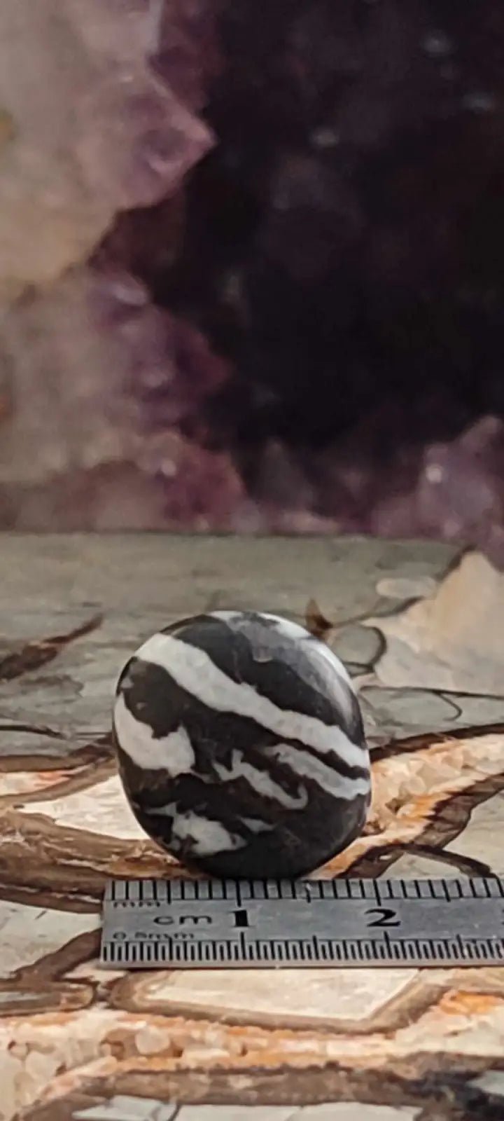 Load image into Gallery viewer, Jaspe zébré du Brésil pierre roulée Grade A++++ Jaspe Zèbre pierre roulée
