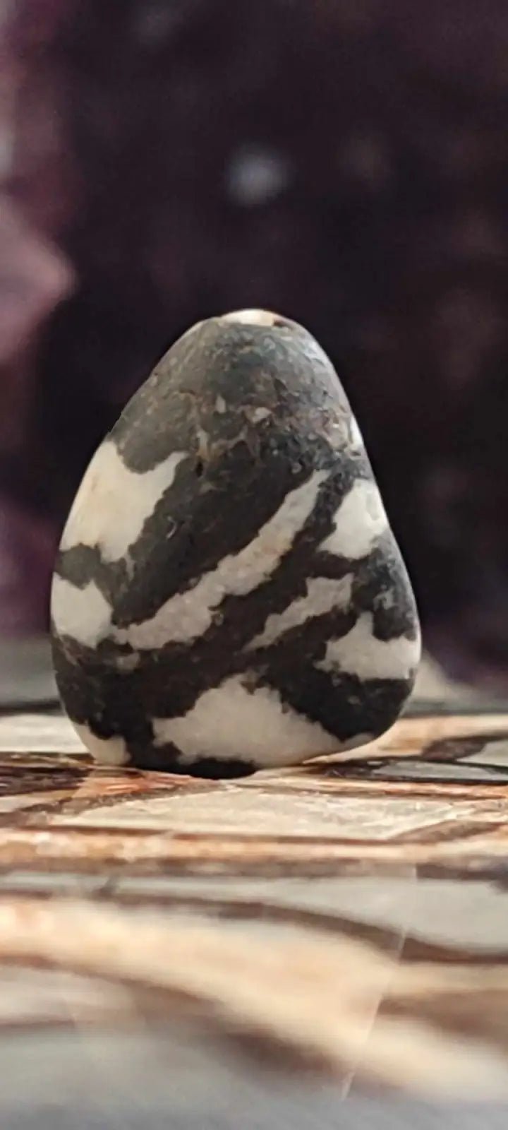 Load image into Gallery viewer, Jaspe zébré du Brésil pierre roulée Grade A++++ Jaspe Zèbre pierre roulée
