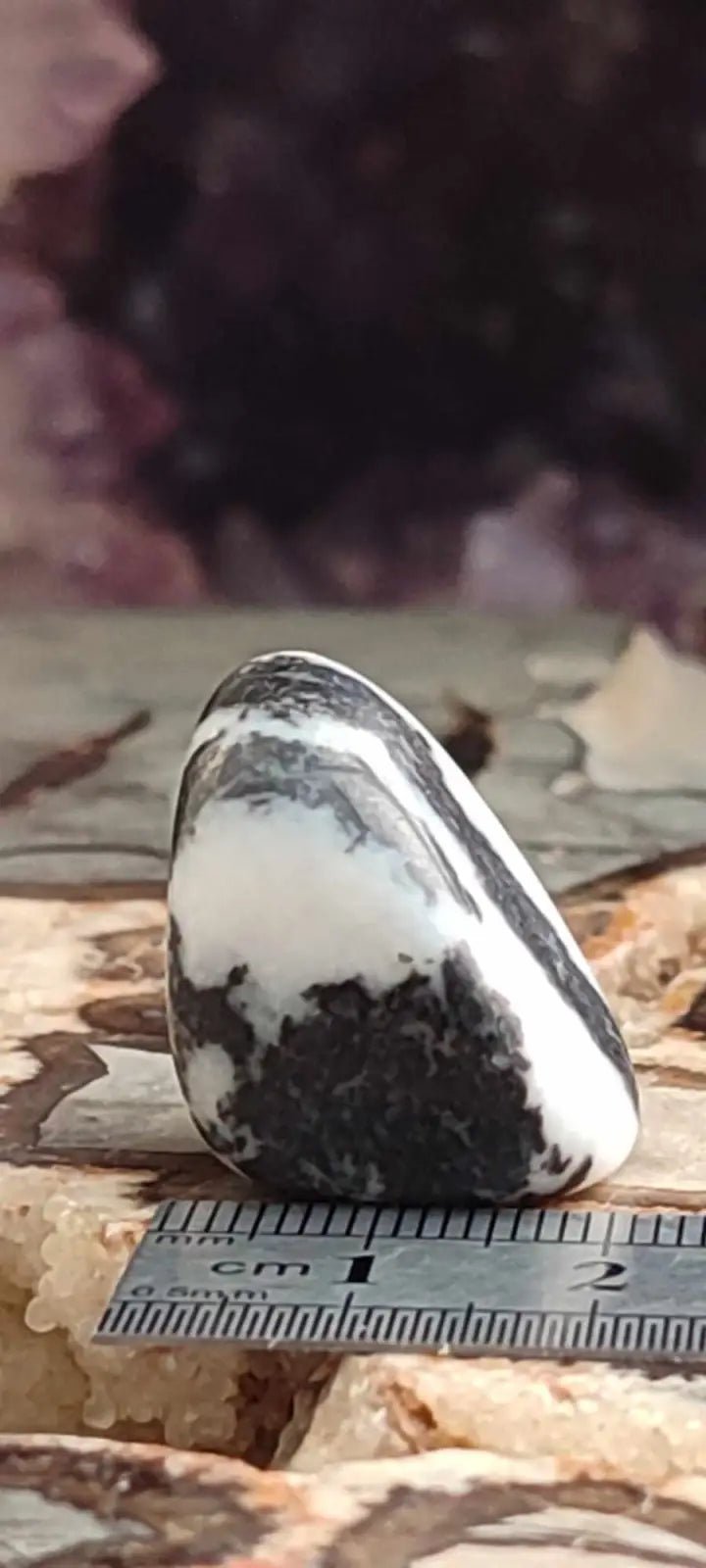 Load image into Gallery viewer, Jaspe zébré du Brésil pierre roulée Grade A++++ Jaspe Zèbre pierre roulée
