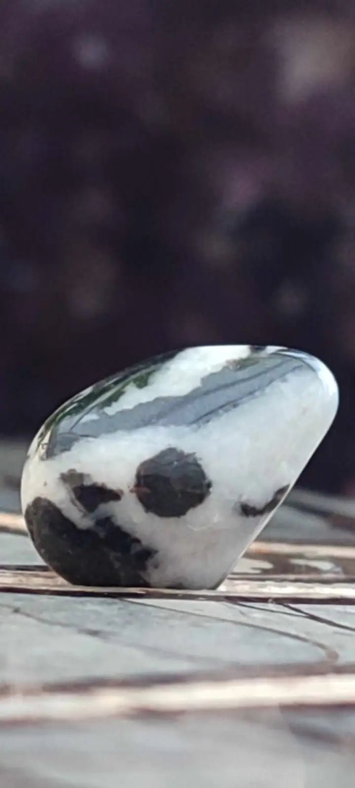 Load image into Gallery viewer, Jaspe zébré du Brésil pierre roulée Grade A++++ Jaspe Zèbre pierre roulée
