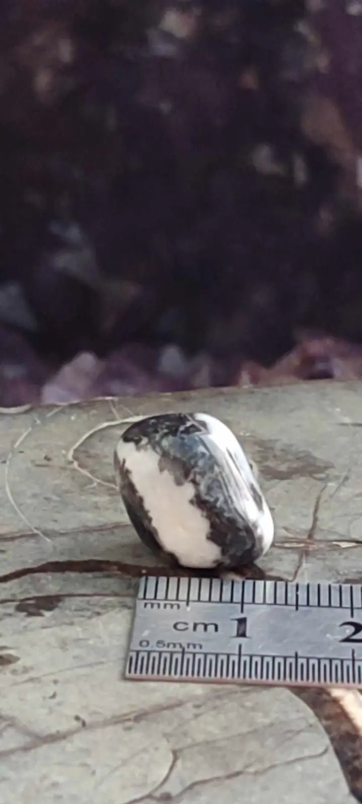 Load image into Gallery viewer, Jaspe zébré du Brésil pierre roulée Grade A++++ Jaspe Zèbre pierre roulée
